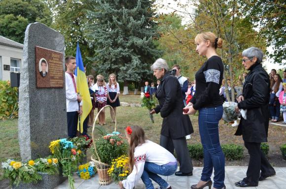Пам'ять загиблого в АТО Сергія Долгіх вшанували на Збаражчині на сайті 20minut.ua Пам'ять загиблого в АТО Сергія Долгіх вшанували на Збаражчині, фото №1 на сайті 20minut.ua