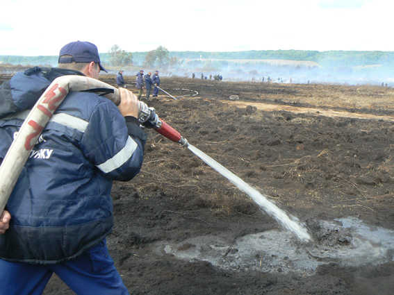 Під Хмельницьким горить 19 гектарів торф’яників. В СЕС запевняють, що хмельничанам не варто непокоїтися, фото №2 на сайті vsim.ua