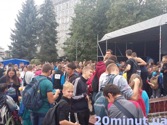 По Соборні пробігло майже 6 000 людей. Журналіст 20хвилин разом з ними (ВІДЕО), фото №1 на сайті 20minut.ua