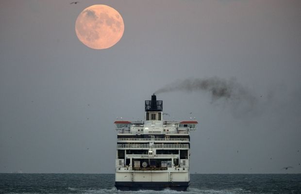 Сьогодні вночі на небо зійшов "кривавий" Місяць. ФОТО, фото №10 на сайті 20minut.ua