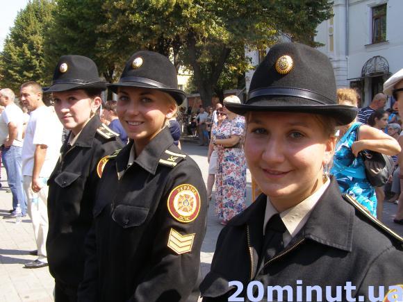 У Вінниці під час присяги курсанти втрачали свідомість, фото №2 на сайті 20minut.ua