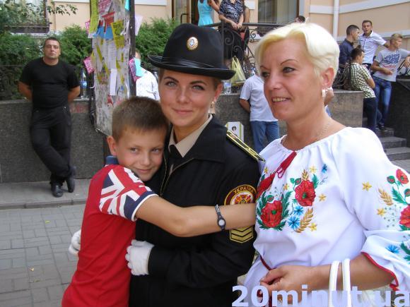 У Вінниці під час присяги курсанти втрачали свідомість, фото №7 на сайті 20minut.ua