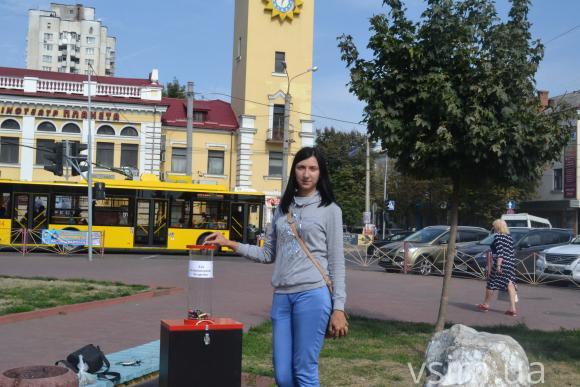 Уживані батарейки та лампочки у центрі хмельничани здають неохоче на сайті vsim.ua Уживані батарейки та лампочки у центрі хмельничани здають неохоче, фото №2 на сайті vsim.ua