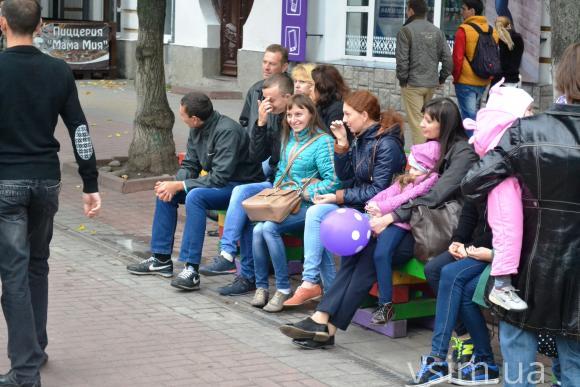 Відео дня: хмельничан на Проскурівській розважав віртуозний скрипаль, фото №2 на сайті vsim.ua