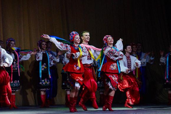 Ансамбль Вірського: «Для всіх костюмів ми возимо окремий автобус», фото №29 на сайті 20minut.ua