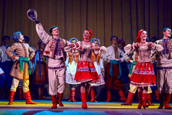Ансамбль Вірського: «Для всіх костюмів ми возимо окремий автобус», фото №9 на сайті 20minut.ua