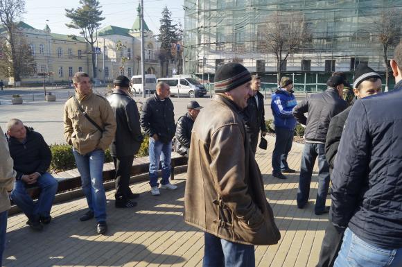 Бійці, які вийшли з оточення 32-го блокпосту: там було зрозуміло де ворог, тут - ні, фото №3 на сайті 20minut.ua