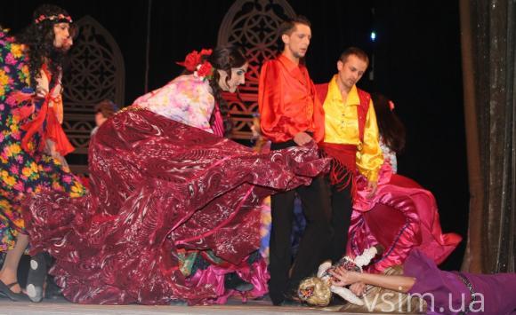 Прем’єрний балет «Есмеральда» підкорив хмельницького глядача на сайті vsim.ua Прем’єрний балет «Есмеральда» підкорив хмельницького глядача, фото №2 на сайті vsim.ua