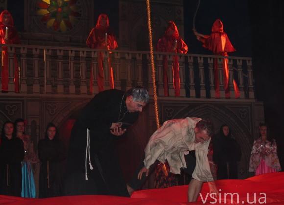 Прем’єрний балет «Есмеральда» підкорив хмельницького глядача на сайті vsim.ua Прем’єрний балет «Есмеральда» підкорив хмельницького глядача, фото №7 на сайті vsim.ua