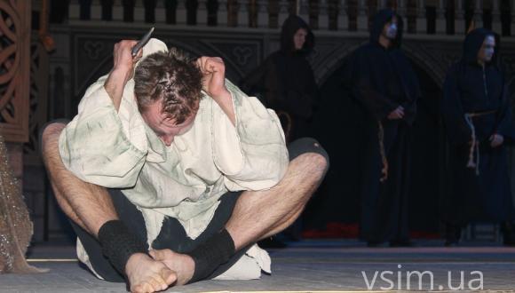 Прем’єрний балет «Есмеральда» підкорив хмельницького глядача на сайті vsim.ua Прем’єрний балет «Есмеральда» підкорив хмельницького глядача, фото №8 на сайті vsim.ua