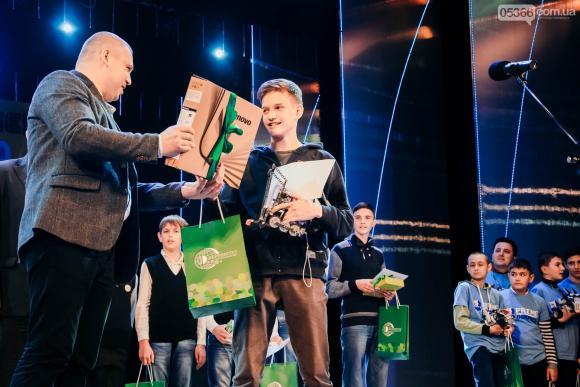 Тернопільські школярі перемогли на фестивалі з робототехніки, фото №1 на сайті 20minut.ua