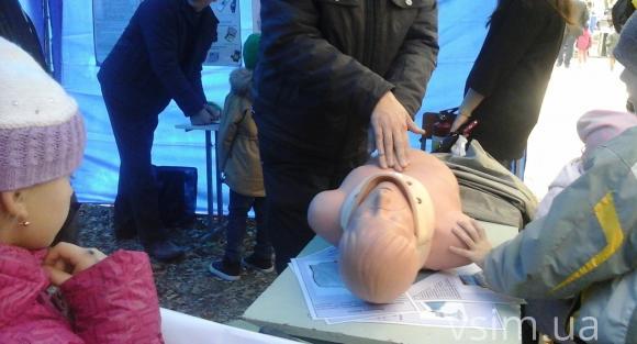 У парку Шевченка маленькі хмельничани заробляли «євро», фото №13 на сайті vsim.ua