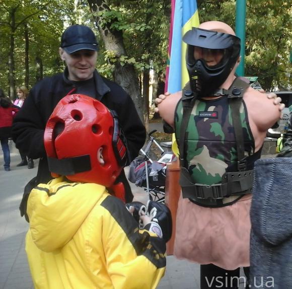 У парку Шевченка маленькі хмельничани заробляли «євро», фото №14 на сайті vsim.ua