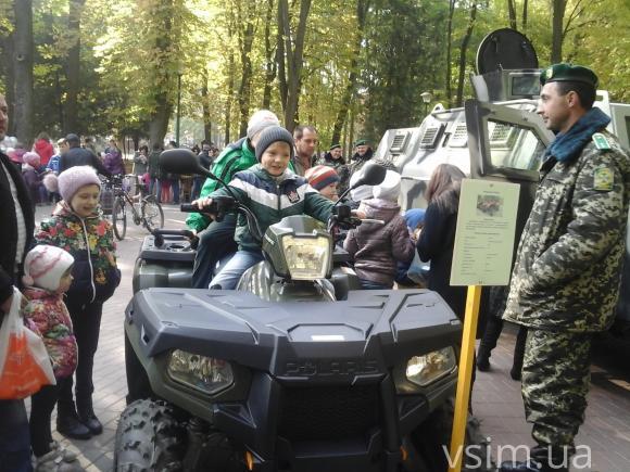 У парку Шевченка маленькі хмельничани заробляли «євро», фото №5 на сайті vsim.ua