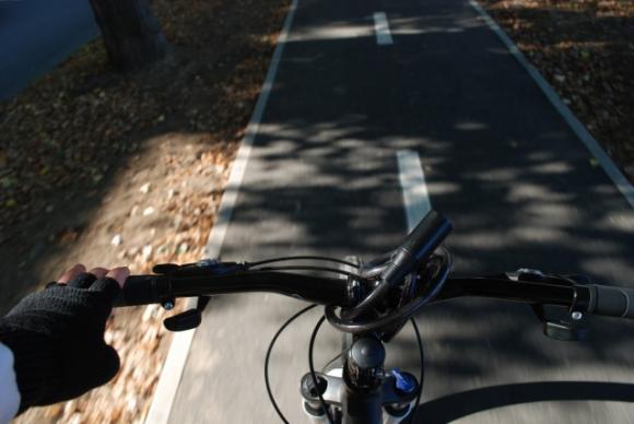 Закінчують будувати велодоріжку на вулиці Пирогова на сайті 20minut.ua Закінчують будувати велодоріжку на вулиці Пирогова, фото №2 на сайті 20minut.ua