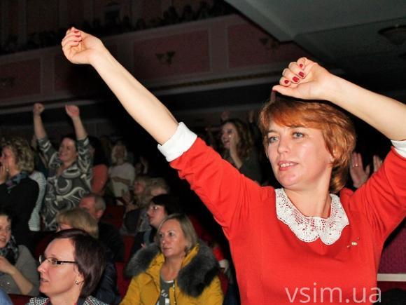 Фанати творчості Олега Винника приїхали за ним на концерт у Хмельницький, фото №11 на сайті vsim.ua