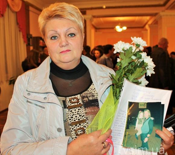 Фанати творчості Олега Винника приїхали за ним на концерт у Хмельницький, фото №3 на сайті vsim.ua