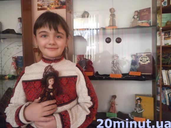 Мадам Боварі та Анна Кареніна - у колекції третьокласниці, фото №1 на сайті 20minut.ua