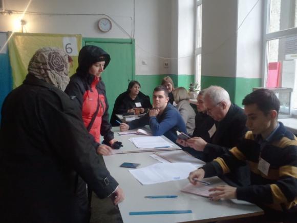 Мляві вибори на Слов’янці: і навіть гімн не допоміг, фото №1 на сайті 20minut.ua