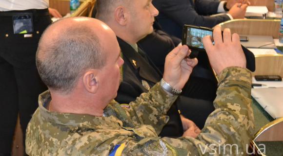 «Одобрямс» і «цирк» в Хмельницькій облраді (ВІДЕО), фото №4 на сайті vsim.ua