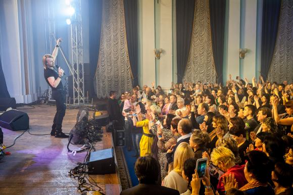 Олег Винник - про пацанів зі «Scorpions» і своє щастя на сайті 20minut.ua Олег Винник - про пацанів зі «Scorpions» і своє щастя, фото №13 на сайті 20minut.ua