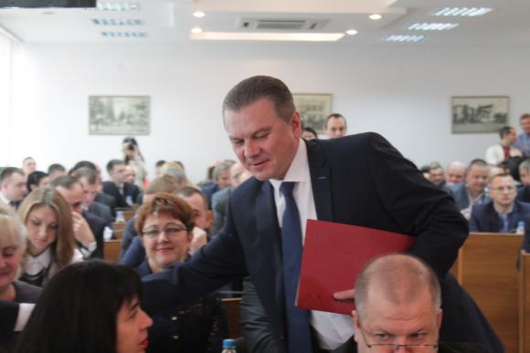 Перша сесія міськради: безпартійний Яблонський став “правою рукою” Моргунова, фото №2 на сайті 20minut.ua