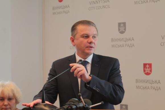 Перша сесія міськради: безпартійний Яблонський став “правою рукою” Моргунова, фото №3 на сайті 20minut.ua