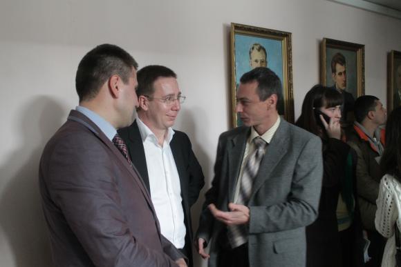 Перша сесія міськради: безпартійний Яблонський став “правою рукою” Моргунова, фото №6 на сайті 20minut.ua