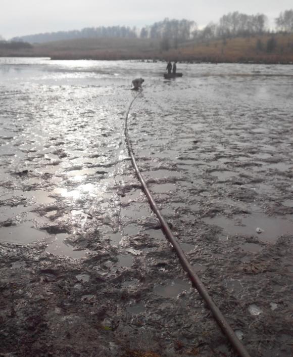 Під Іллінцями двох рибалок ледь не засмоктала трясовина на сайті 20minut.ua Під Іллінцями двох рибалок ледь не засмоктала трясовина, фото №2 на сайті 20minut.ua