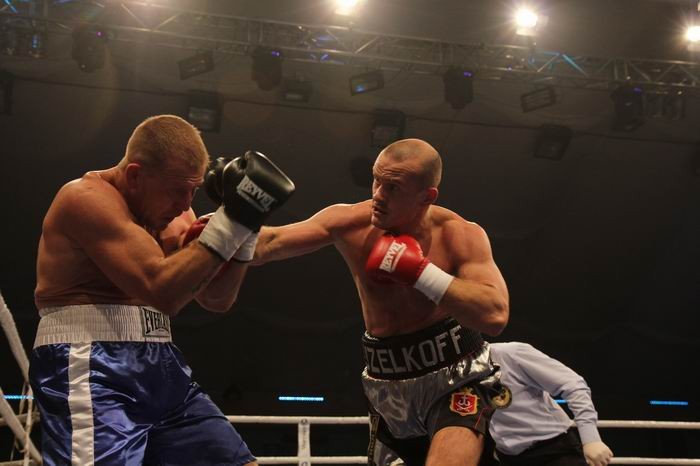 Узелков: «Тренер вытаскивал меня из подвалов», фото №6 на сайті 20minut.ua