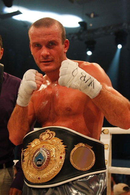 Узелков: «Тренер вытаскивал меня из подвалов», фото №7 на сайті 20minut.ua