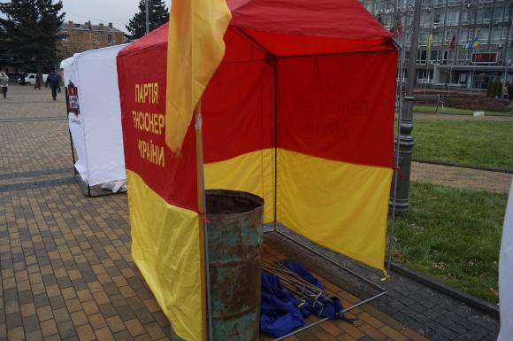 Вінницький «Тарифний майдан»: Ісус з Шуріком їздили на ослі, а ці євреї на машинах, фото №11 на сайті 20minut.ua