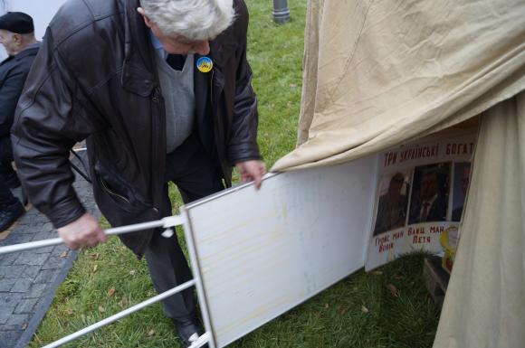 Вінницький «Тарифний майдан»: Ісус з Шуріком їздили на ослі, а ці євреї на машинах, фото №16 на сайті 20minut.ua