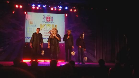 Зі студентським життям найкраще впоралась команда «Осторожно, люди!», фото №2 на сайті 20minut.ua