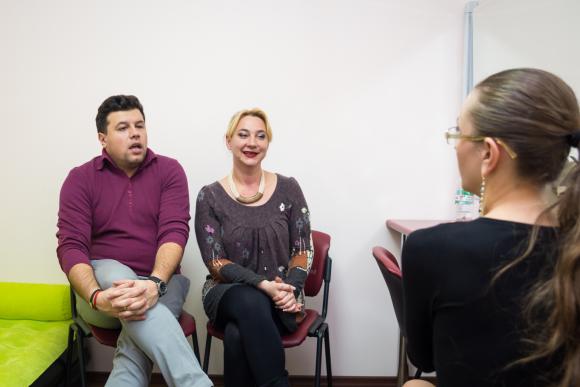 Актеры театра «Черный Квадрат» в Виннице рассказали, как на экране разыгрывают Ефремова, Томаса Андерса и других звезд, фото №1 на сайті 20minut.ua