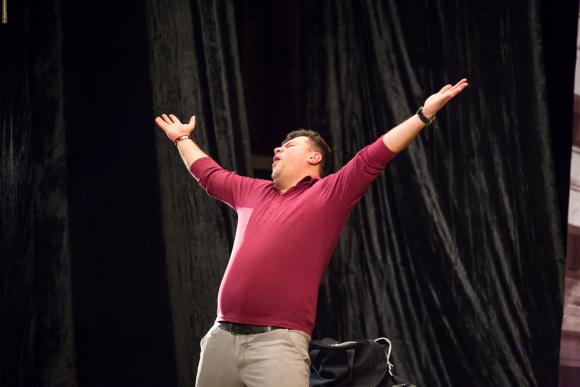 Актеры театра «Черный Квадрат» в Виннице рассказали, как на экране разыгрывают Ефремова, Томаса Андерса и других звезд, фото №13 на сайті 20minut.ua