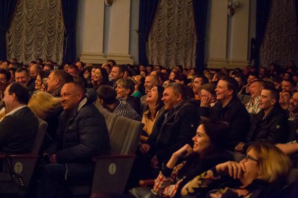 Актеры театра «Черный Квадрат» в Виннице рассказали, как на экране разыгрывают Ефремова, Томаса Андерса и других звезд, фото №31 на сайті 20minut.ua