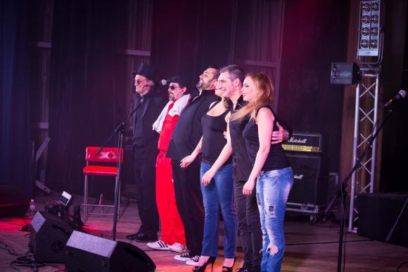 Алексей Большой - о Томми Ли, украинском шансоне и пользе секса на сайті 20minut.ua Алексей Большой - о Томми Ли, украинском шансоне и пользе секса, фото №28 на сайті 20minut.ua