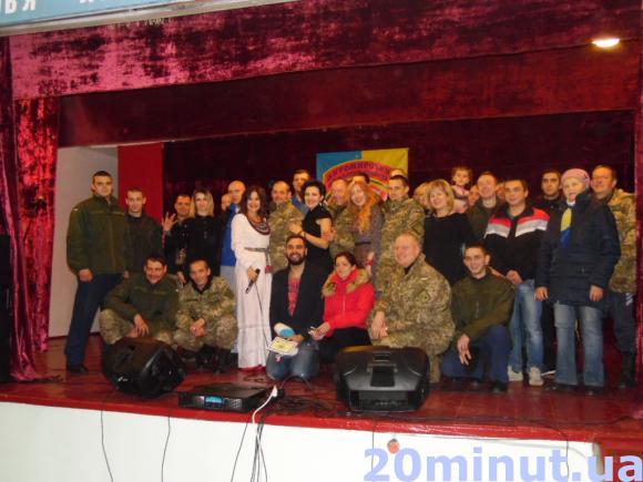 Анжеліка Рудницька і "Територія А" дали концерт у Житомирському віськовому шпиталі, фото №6 на сайті 20minut.ua