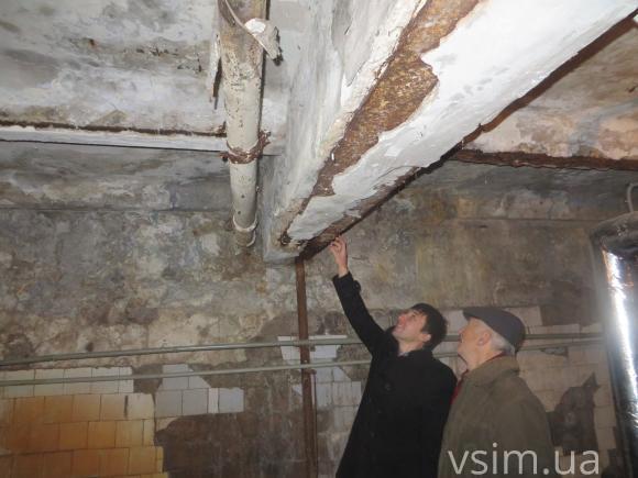 Аварійну лазню в Хмельницькому можуть відремонтувати за півроку, фото №10 на сайті vsim.ua