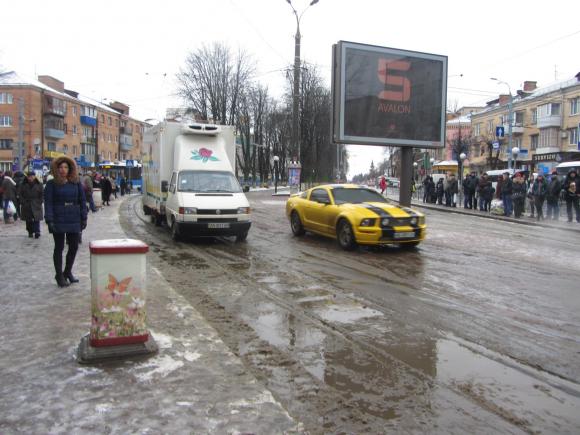 Через снігопад у Вінниці зупинились тролейбуси, фото №4 на сайті 20minut.ua