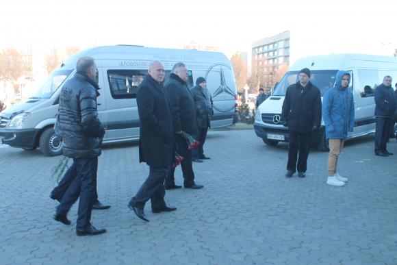 Хто прийшов на прощання з начальником міської поліції Юрієм Куцим, фото №1 на сайті 20minut.ua