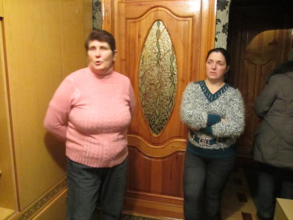 На Пирогова вінничанку з неповнолітньою дитиною виселяли київські колектори, фото №3 на сайті 20minut.ua