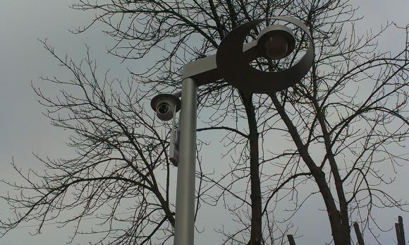 На проспекті Космонавтів уже можна підзарядити смартфон чи планшет на сайті 20minut.ua На проспекті Космонавтів уже можна підзарядити смартфон чи планшет, фото №1 на сайті 20minut.ua