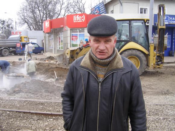 Перший трамвай пройшов по новій колії біля «Урожаю», фото №1 на сайті 20minut.ua