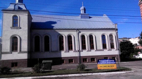 При храмі – мовний клуб і благодійність: із життя євангельських християн-баптистів, фото №7 на сайті 20minut.ua