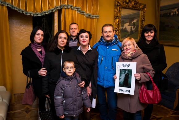 Соня Сотник: «Чудо человеческой поддержки в Украине продолжается», фото №45 на сайті 20minut.ua