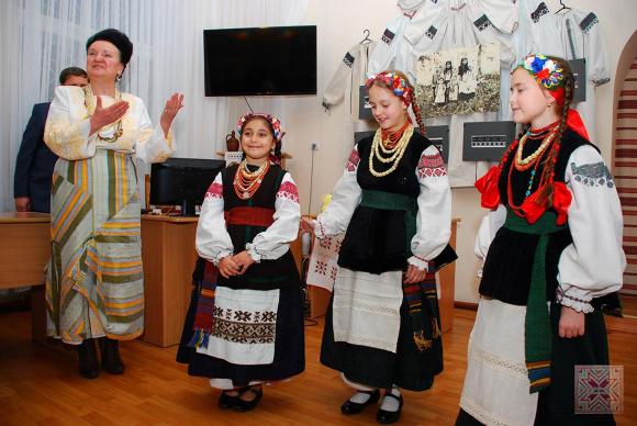 У Вінницькому центрі творчості відкрили «Код всесвіту» на сайті 20minut.ua У Вінницькому центрі творчості відкрили «Код всесвіту», фото №1 на сайті 20minut.ua