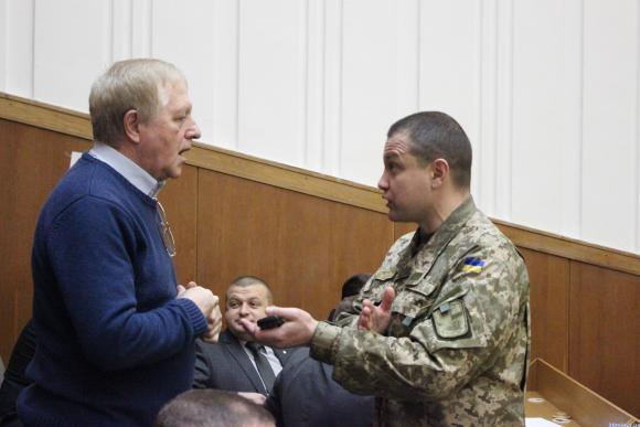 Як новообрані депутати облради на свою першу сесію збирались (ФОТОРЕПОРТАЖ), фото №10 на сайті 20minut.ua