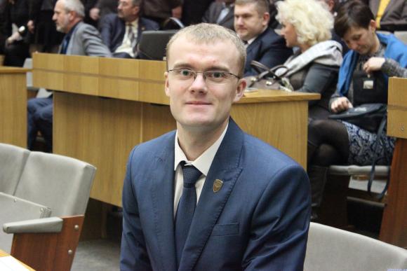 Як новообрані депутати облради на свою першу сесію збирались (ФОТОРЕПОРТАЖ), фото №9 на сайті 20minut.ua